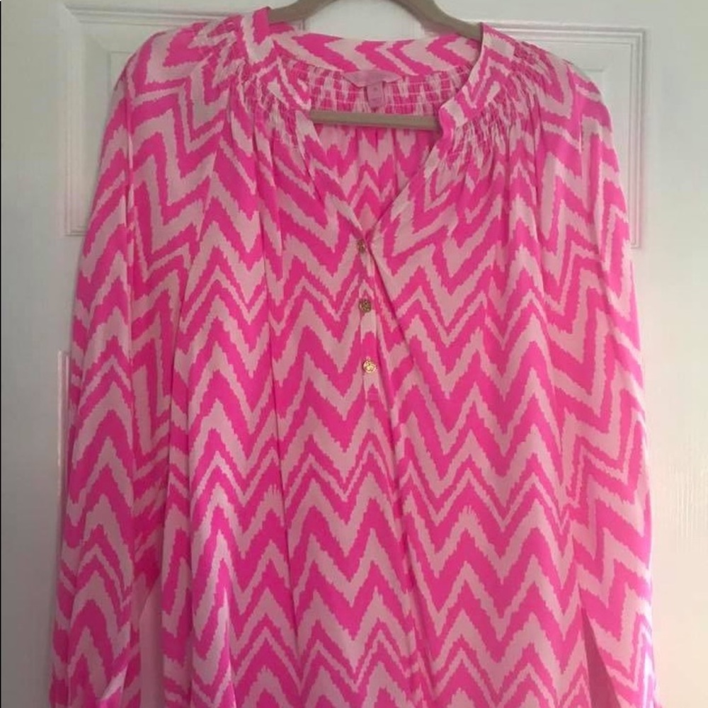 Medium Elsa top VGUC